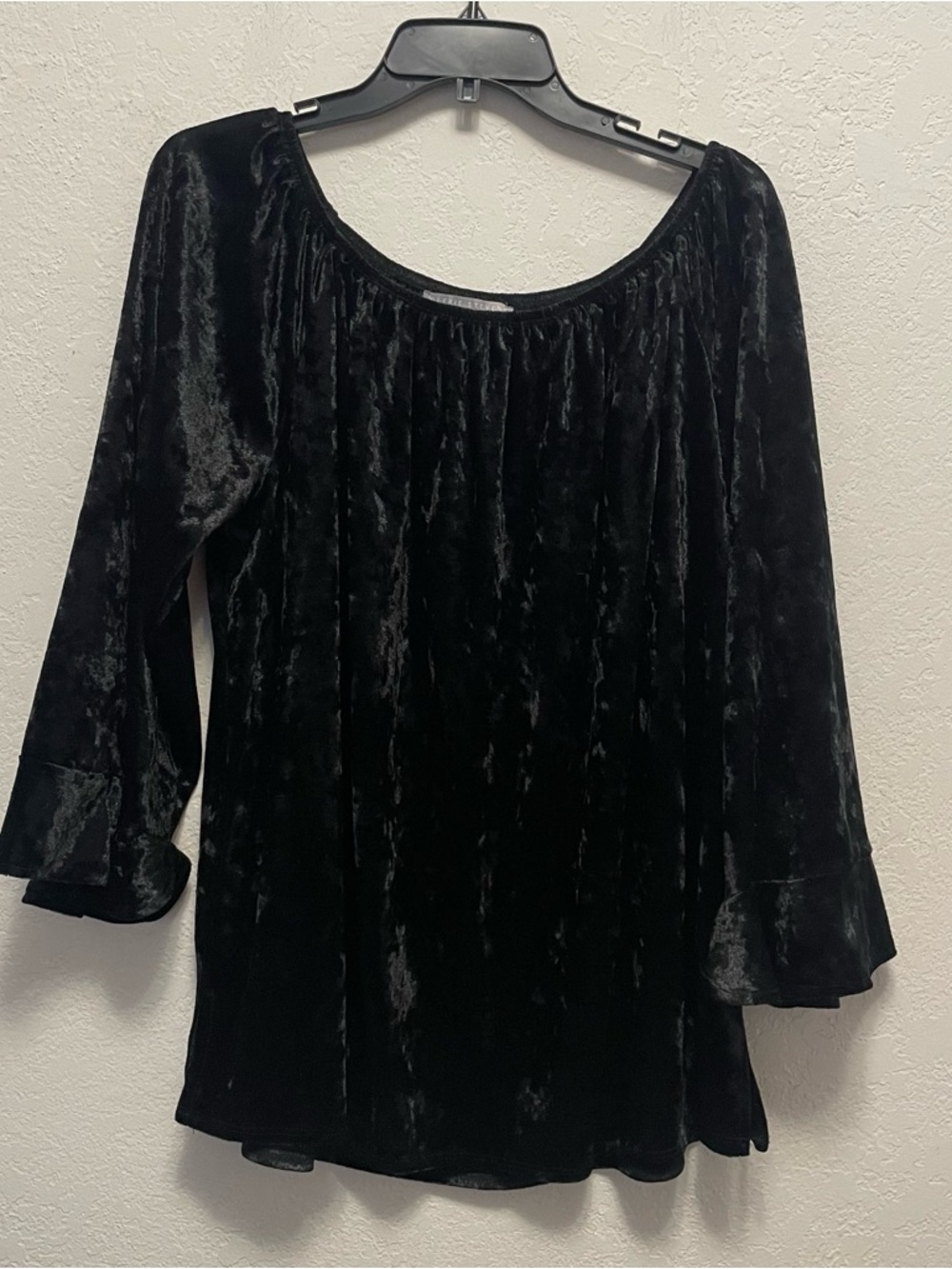 Y2K Whimsical Goth Fairy Black Crushed Velvet Off Shoulder Bell Sleeve Blouse 1X